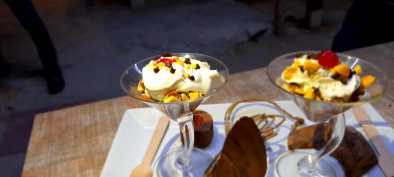 Qji Glamping biohotel Villavieja Exteriér fotografie