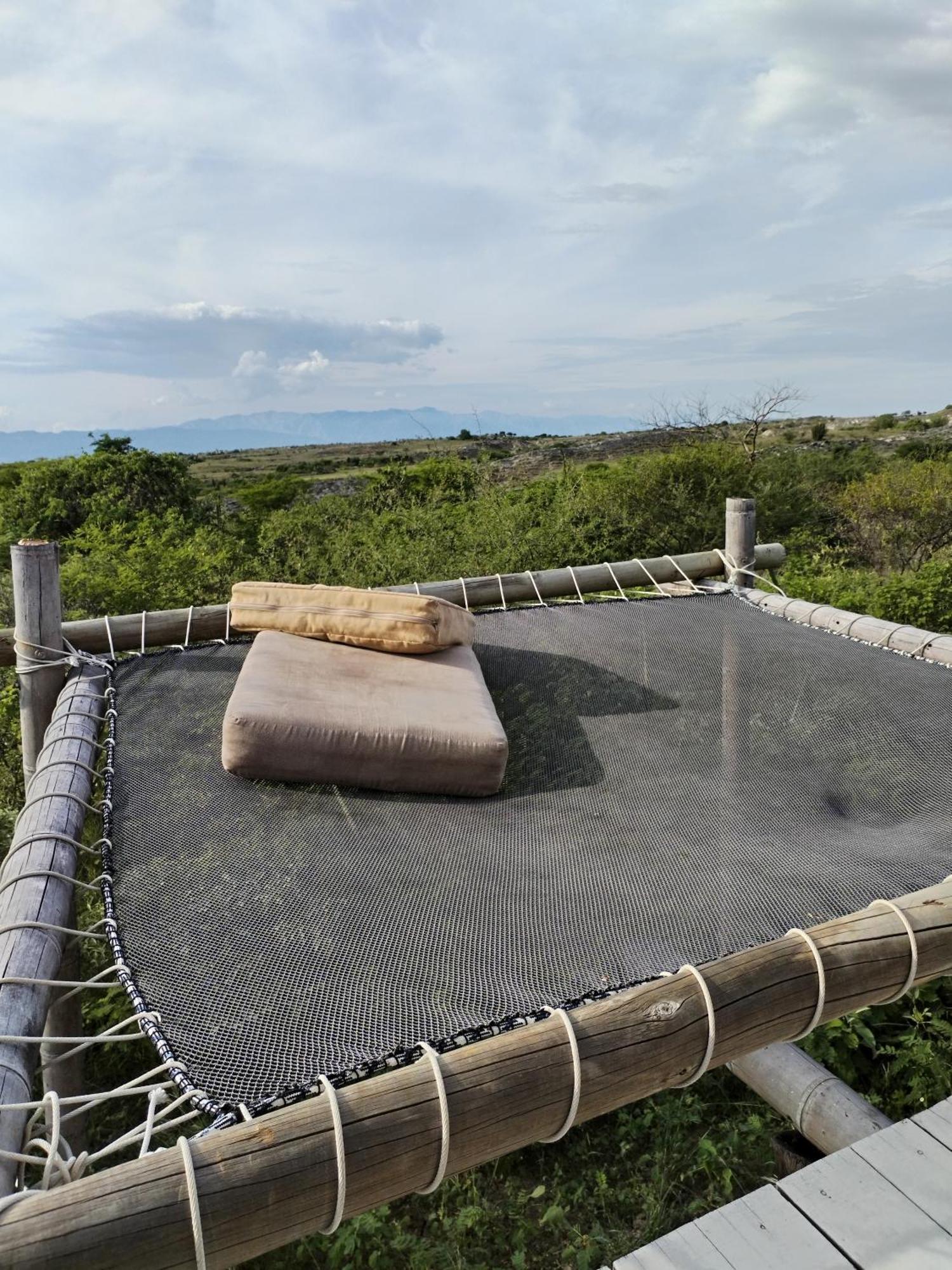 Qji Glamping biohotel Villavieja Exteriér fotografie