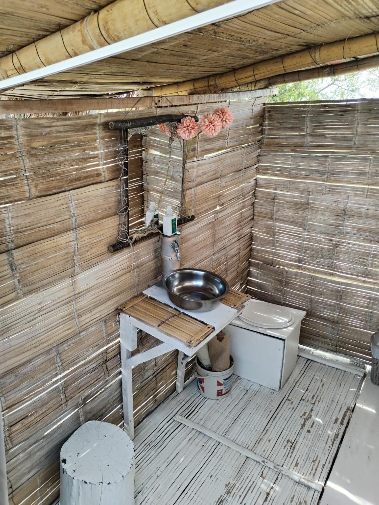 Qji Glamping biohotel Villavieja Pokoj fotografie