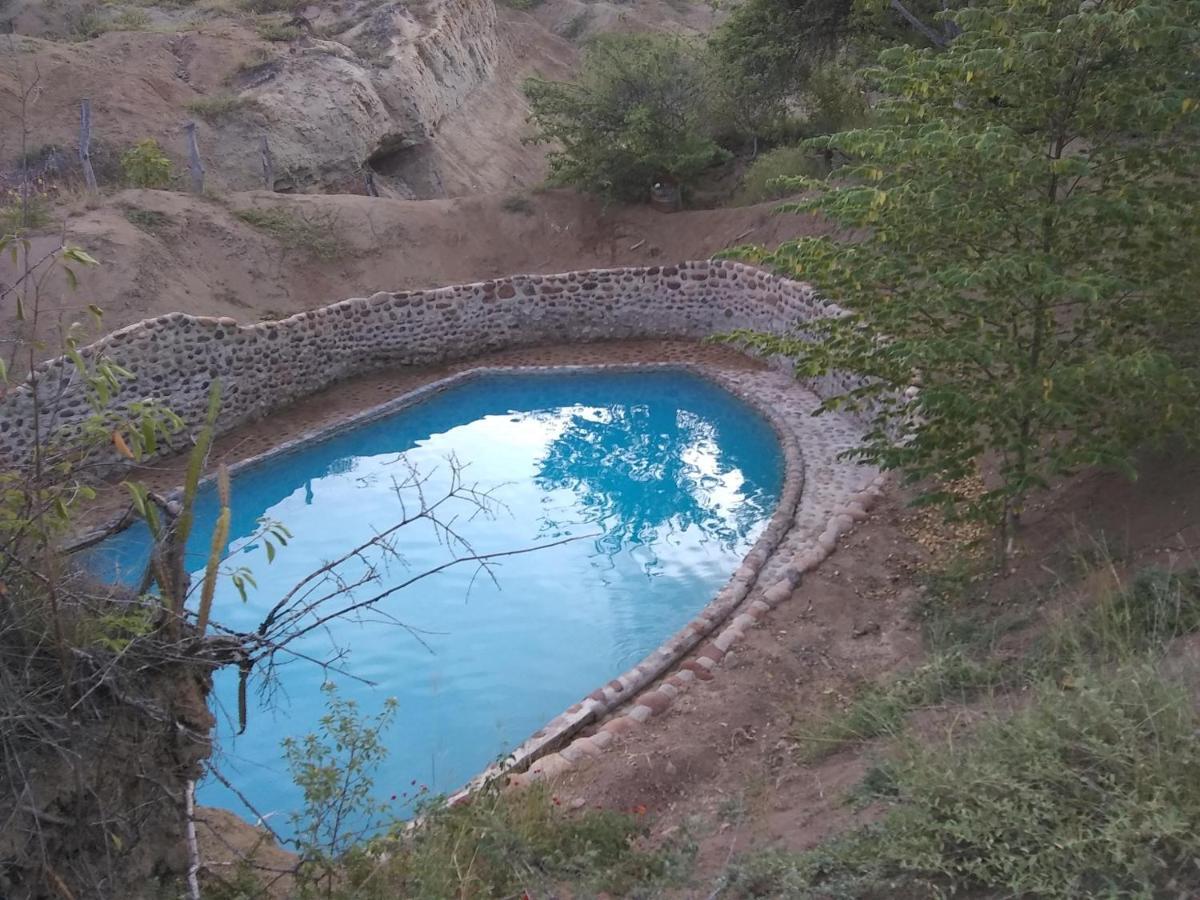 Qji Glamping biohotel Villavieja Exteriér fotografie
